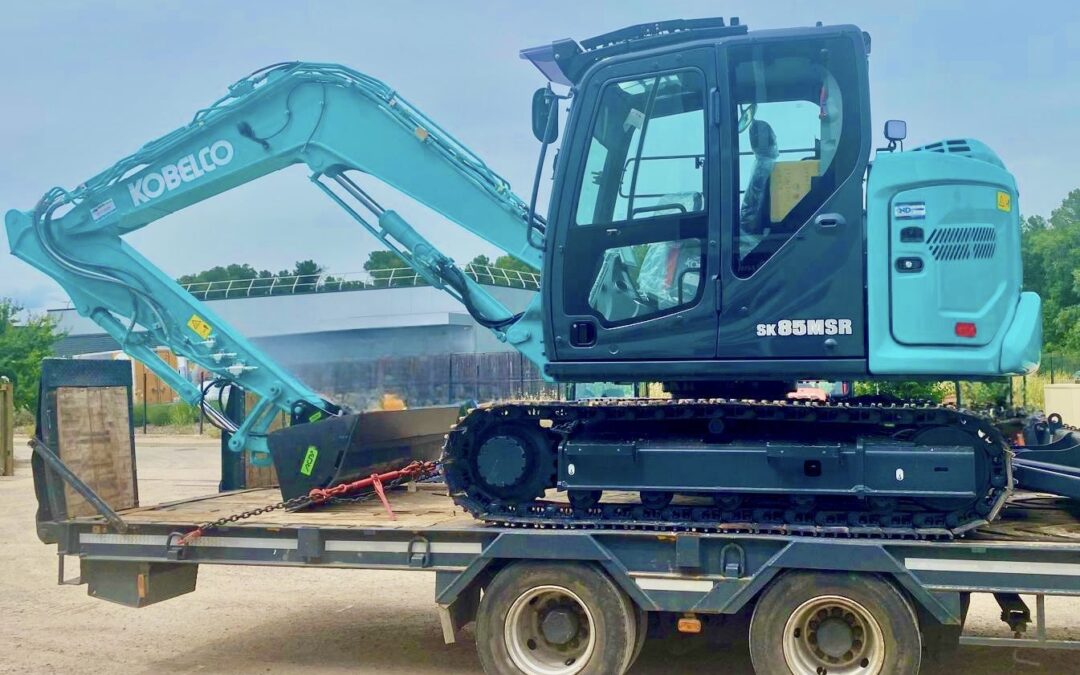 LIVRAISON / PELLE KOBELCO SK85MSR-7 LAME FLOTTANTE